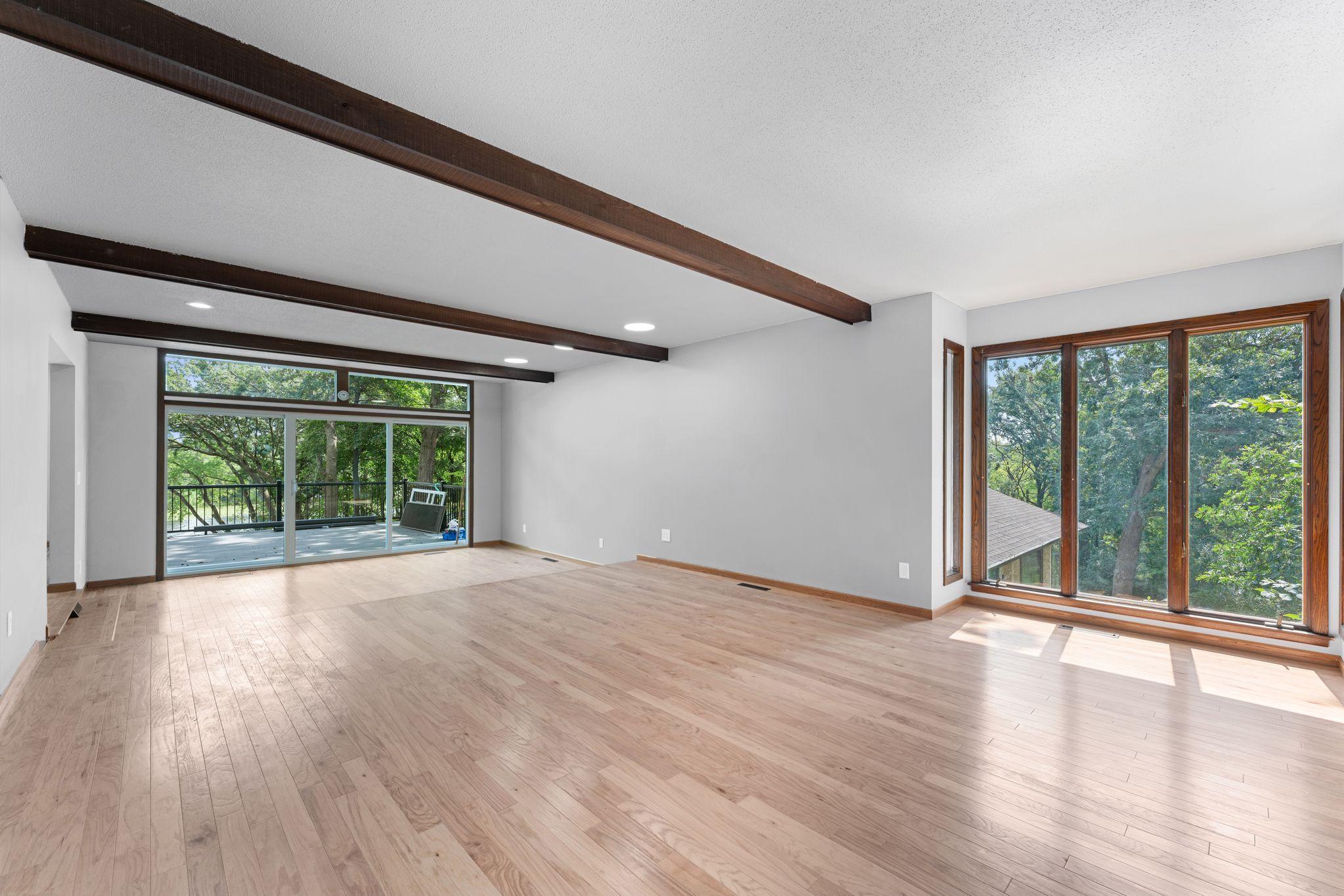 2020 Arcade Street Maplewood, MN 55109 - Photo 7 of 56