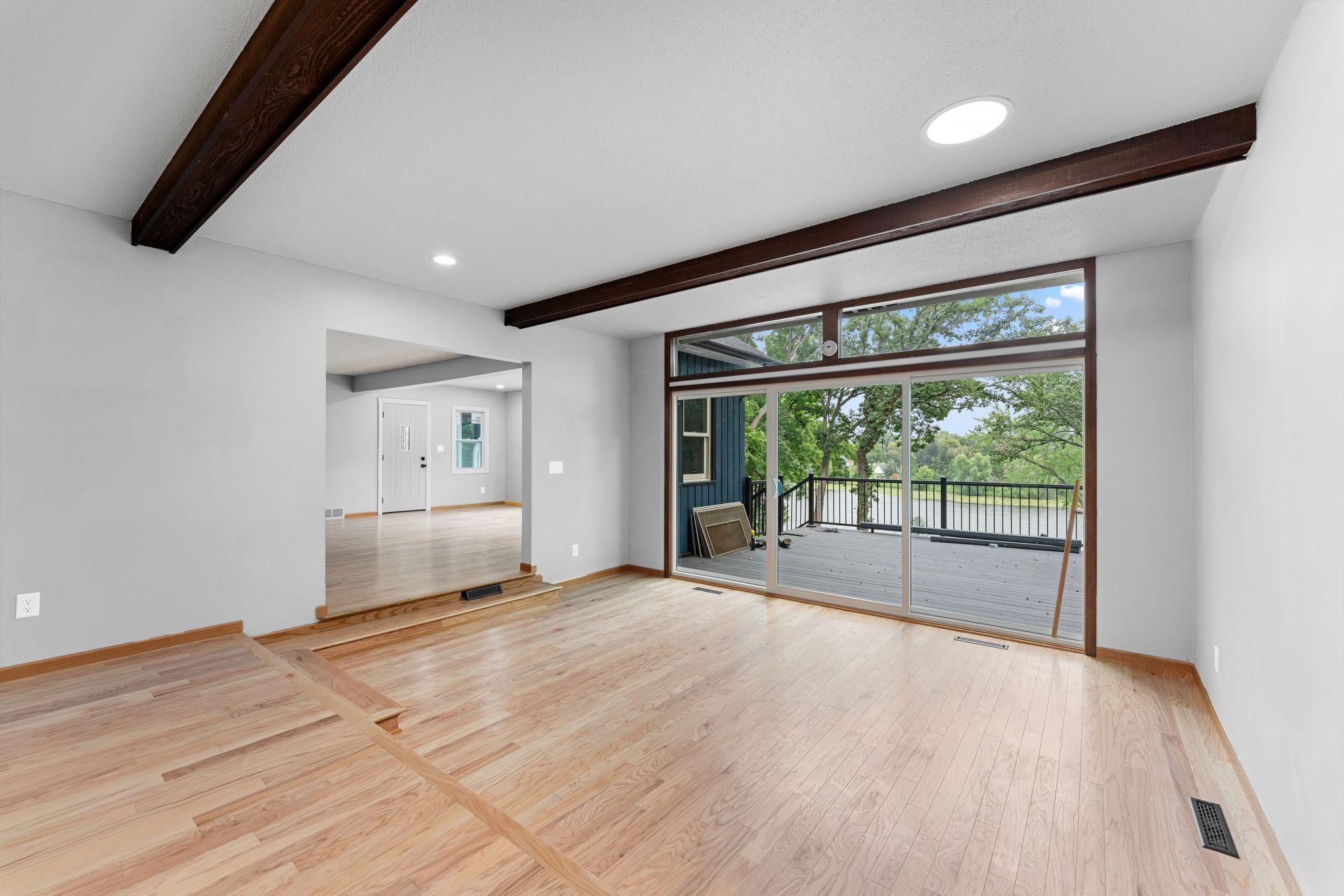 2020 Arcade Street Maplewood, MN 55109 - Photo 8 of 56