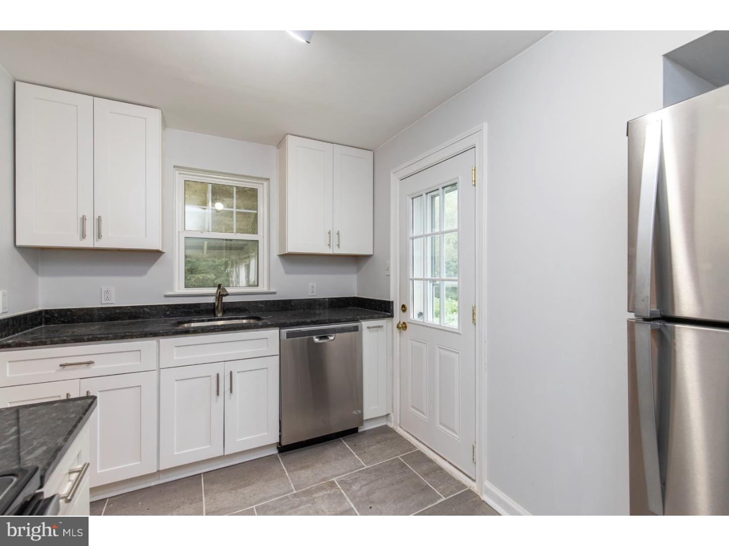 120 Rambling Way Springfield, PA 19064 - Photo 13 of 24