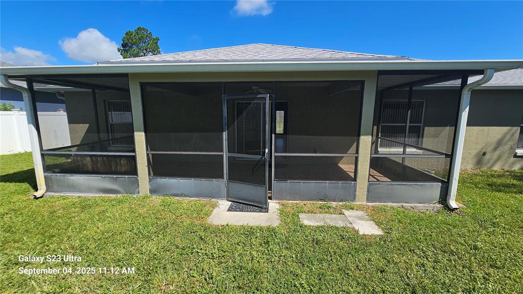 33 Fenwick Lane Palm Coast, FL 32137 - Photo 16 of 16 a view of an outdoor space