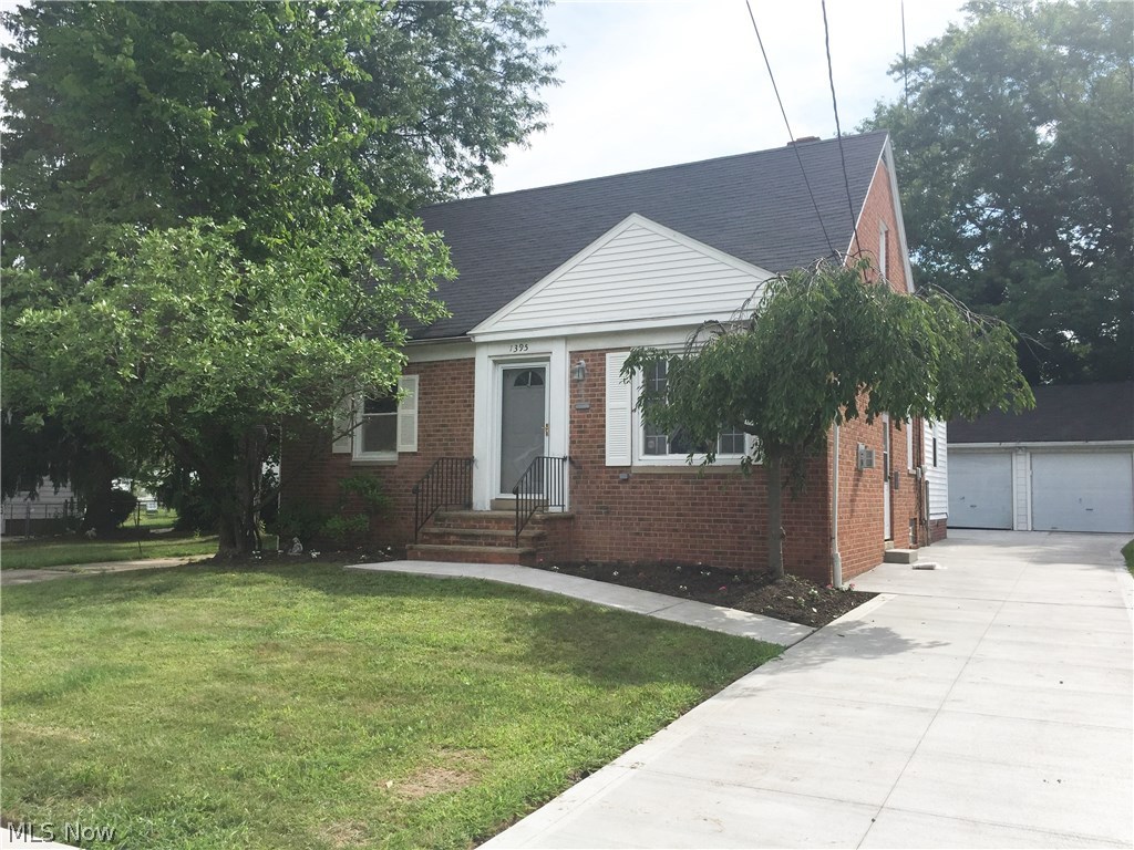 Front View-new driveway/walkway/sidewalk/garage floor