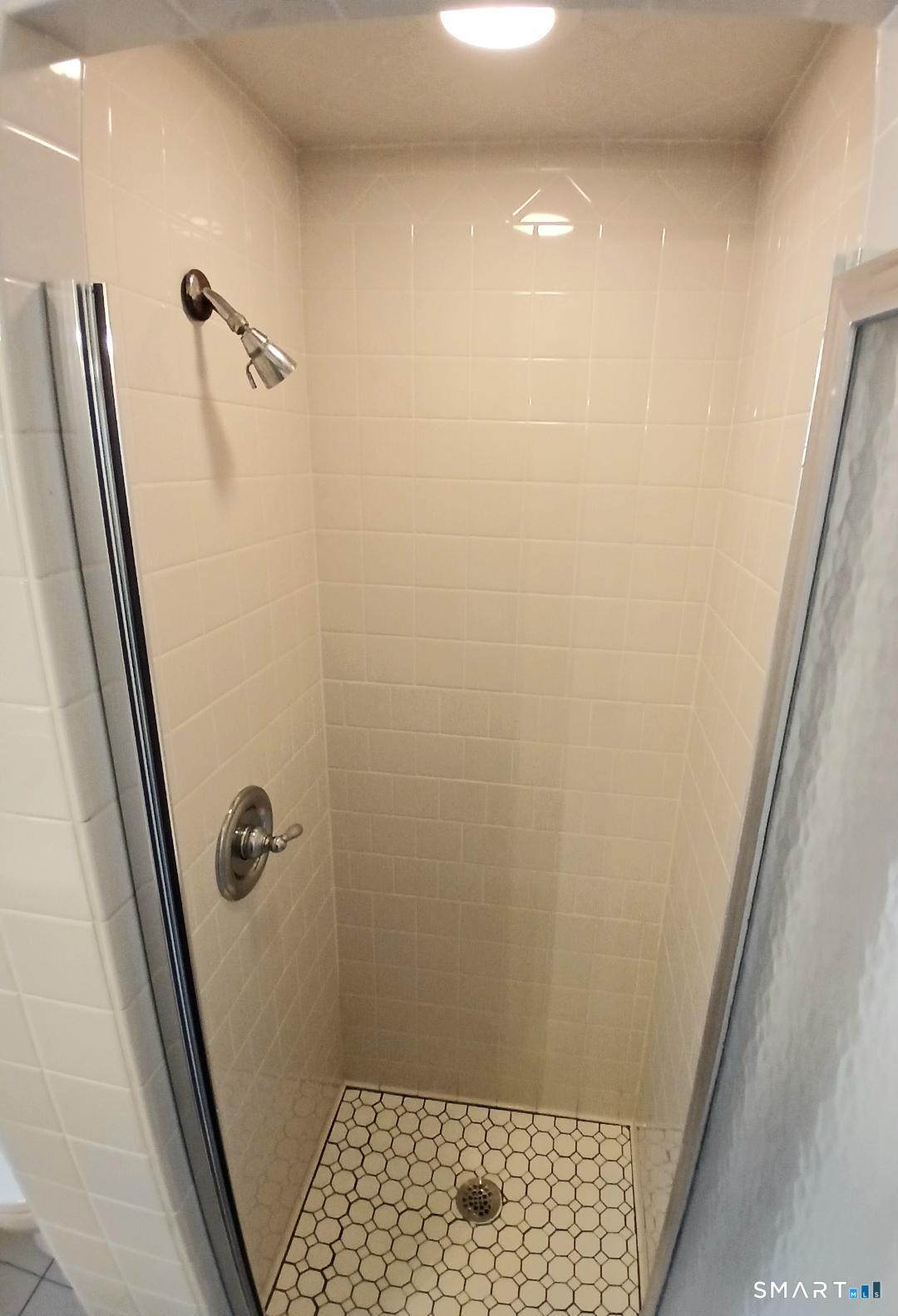 652 High Street, Unit 2 Middletown, CT 06457 - Photo 8 of 16