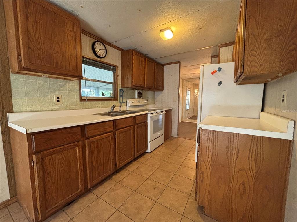 9244 Ogalala Street New Port Richey, FL 34654 - Photo 6 of 17