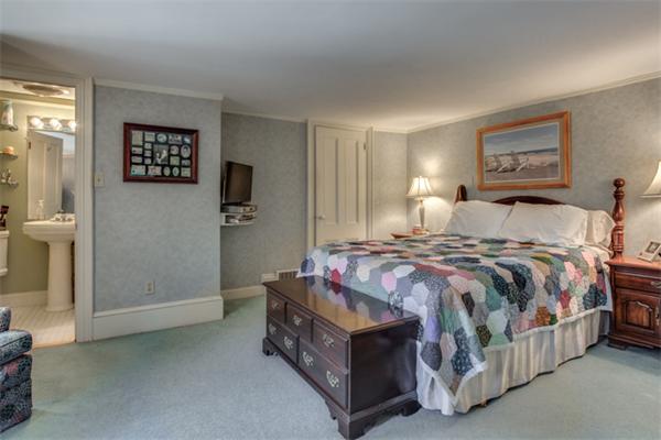 92-94 Blossomcrest Road Lexington, MA 02421 - Photo 12 of 30 Gallery Image 12