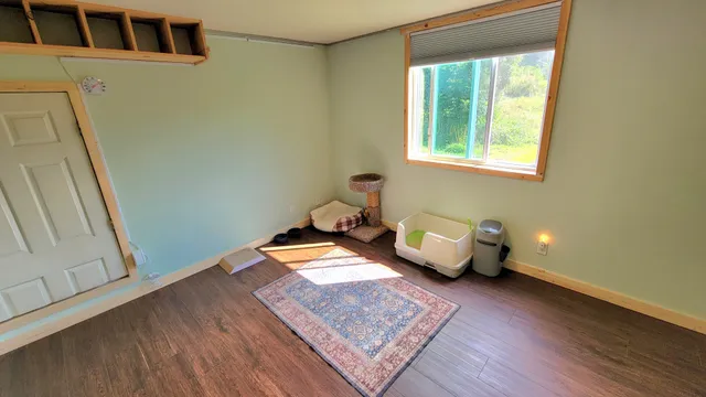 a view of a golf course