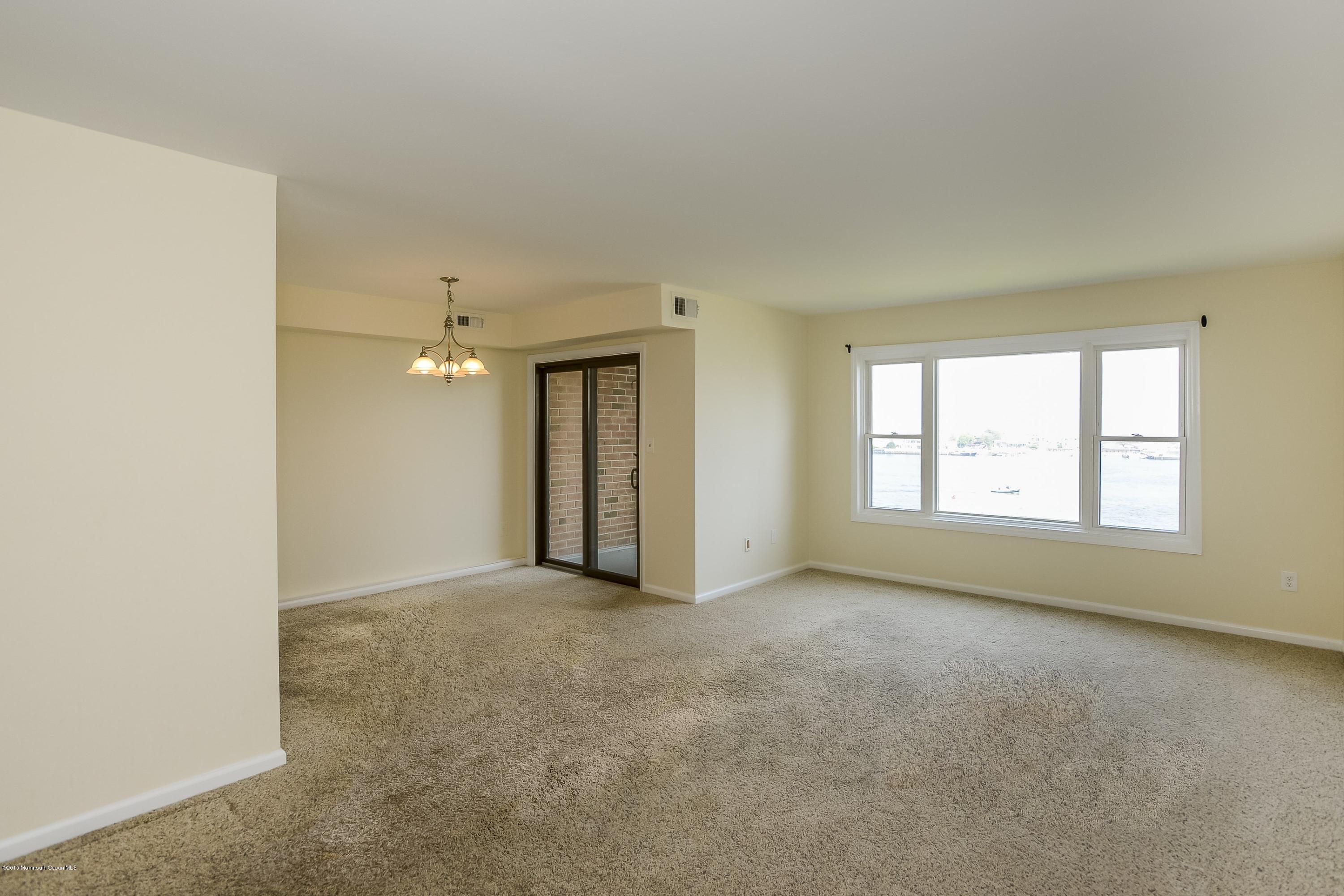 200 Portland Road, Unit A2 Rumson, NJ 07760 - Photo 17 of 26 007_Living & Dining Room