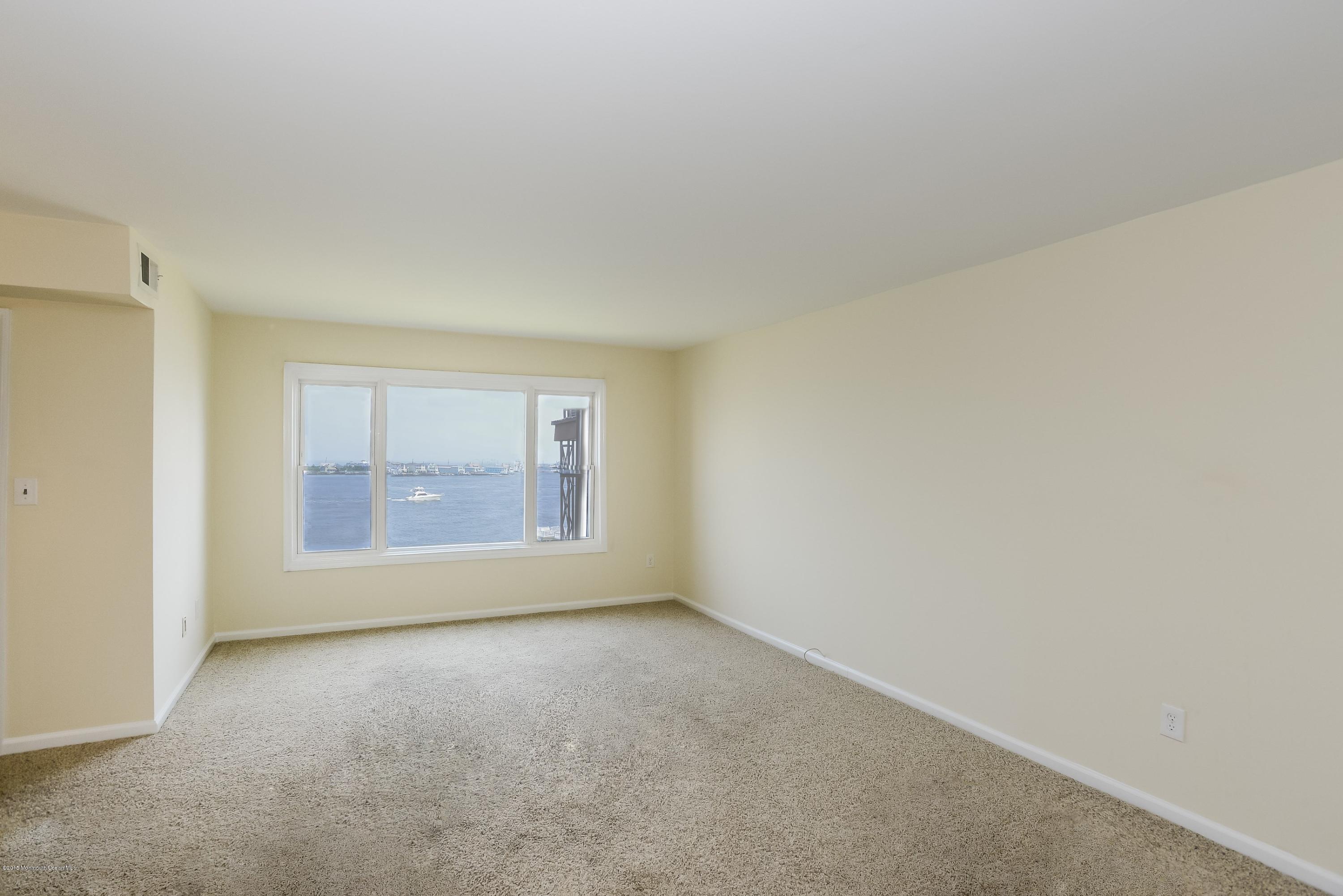 200 Portland Road, Unit A2 Rumson, NJ 07760 - Photo 18 of 26 005_Living Room