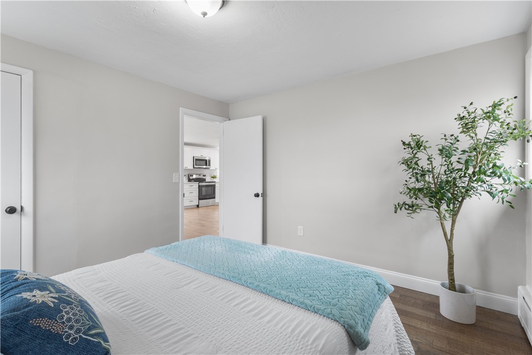 81 Kenyon Road Tiverton, RI 02878 - Photo 14 of 29