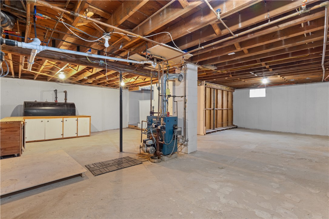 81 Kenyon Road Tiverton, RI 02878 - Photo 22 of 29