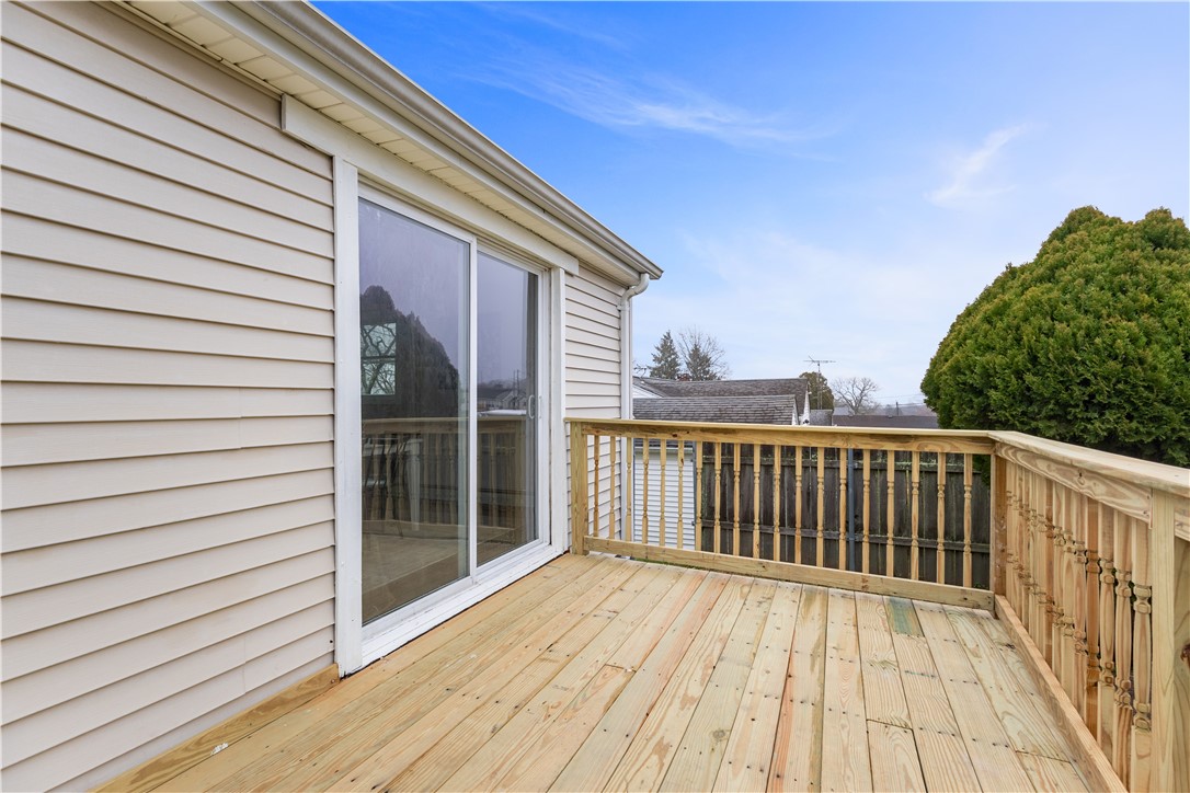 81 Kenyon Road Tiverton, RI 02878 - Photo 25 of 29