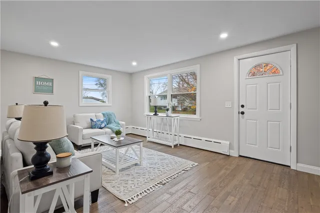 $485,000 | 81 Kenyon Road, Tiverton, RI 02878