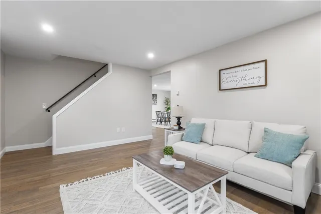 $485,000 | 81 Kenyon Road, Tiverton, RI 02878