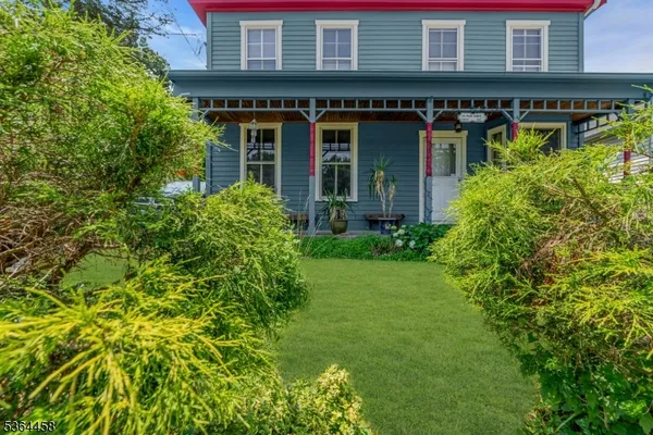 $399,000 | 135 Main Street, Hampton, NJ 08827