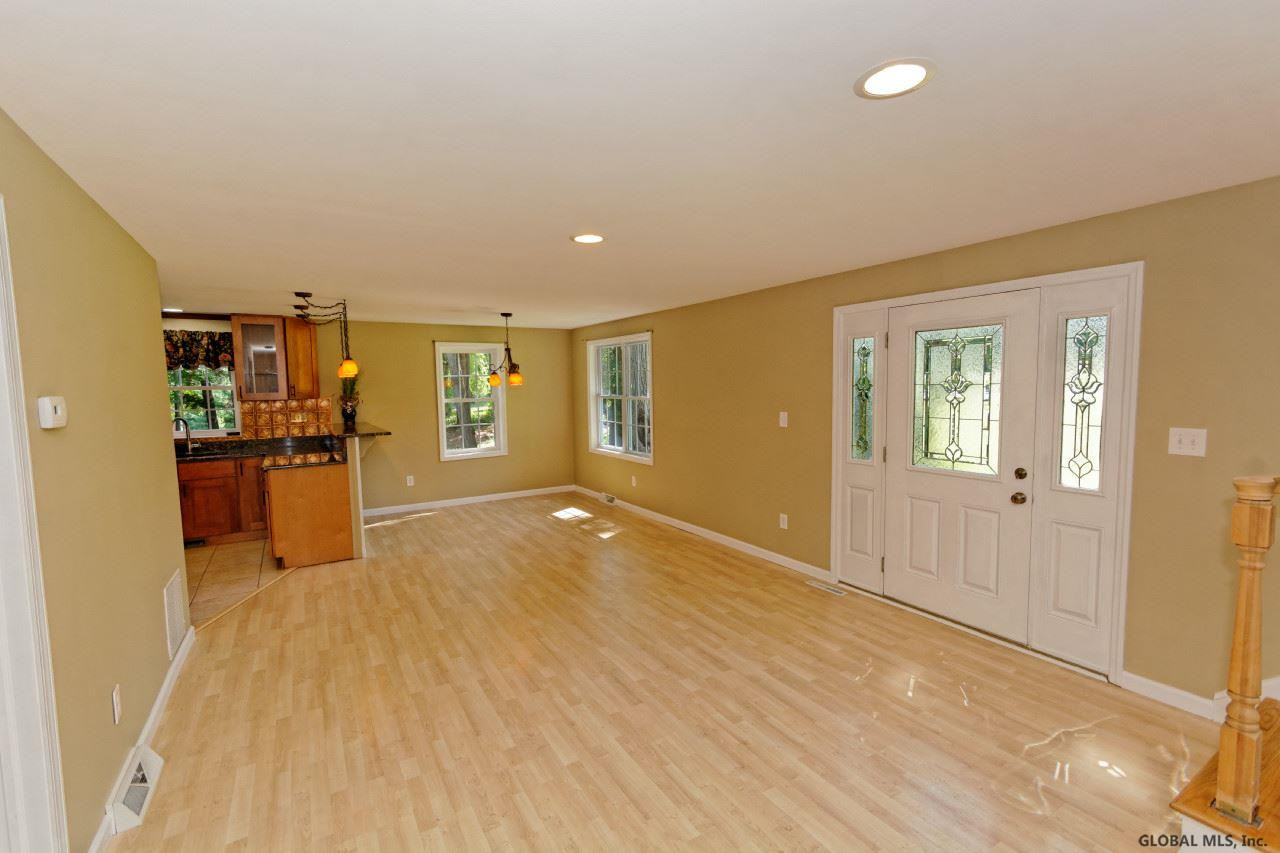 6149 Veeder Road Guilderland, NY 12159 - Photo 6 of 25 Photo 6