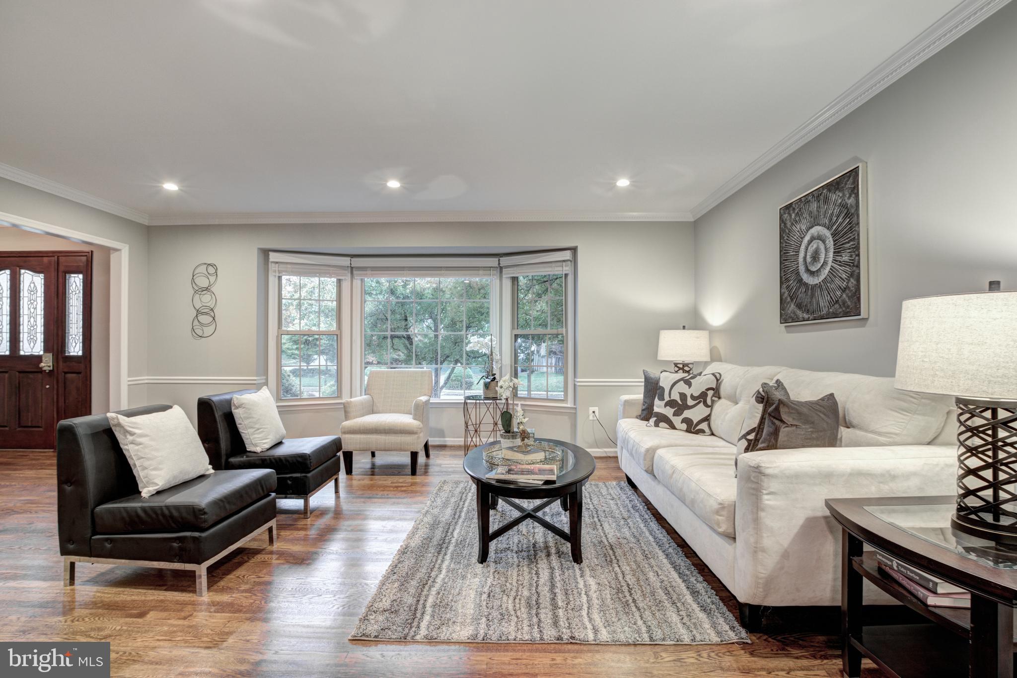 10183 Red Spruce Road Fairfax, VA 22032 - Photo 4 of 44 Gallery Image 4