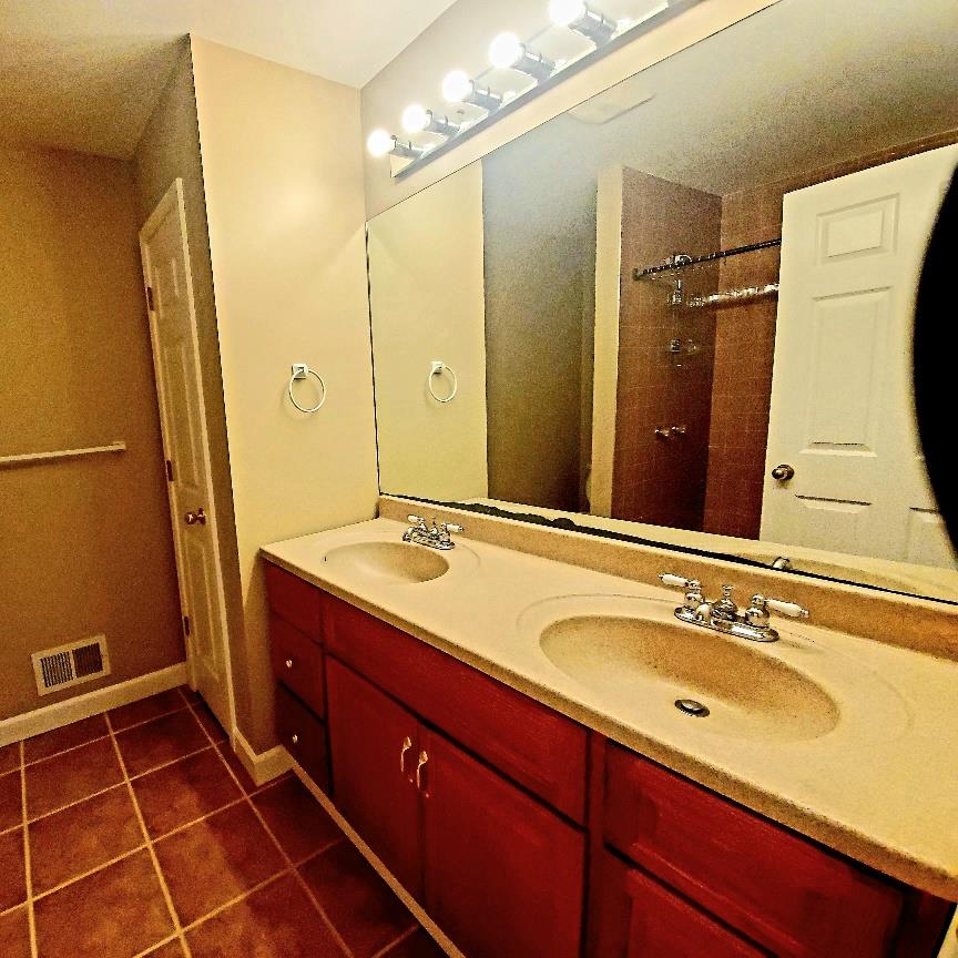 2496 West Wilson Road Clio, MI 48420 - Photo 35 of 37 50027406-35.JPG