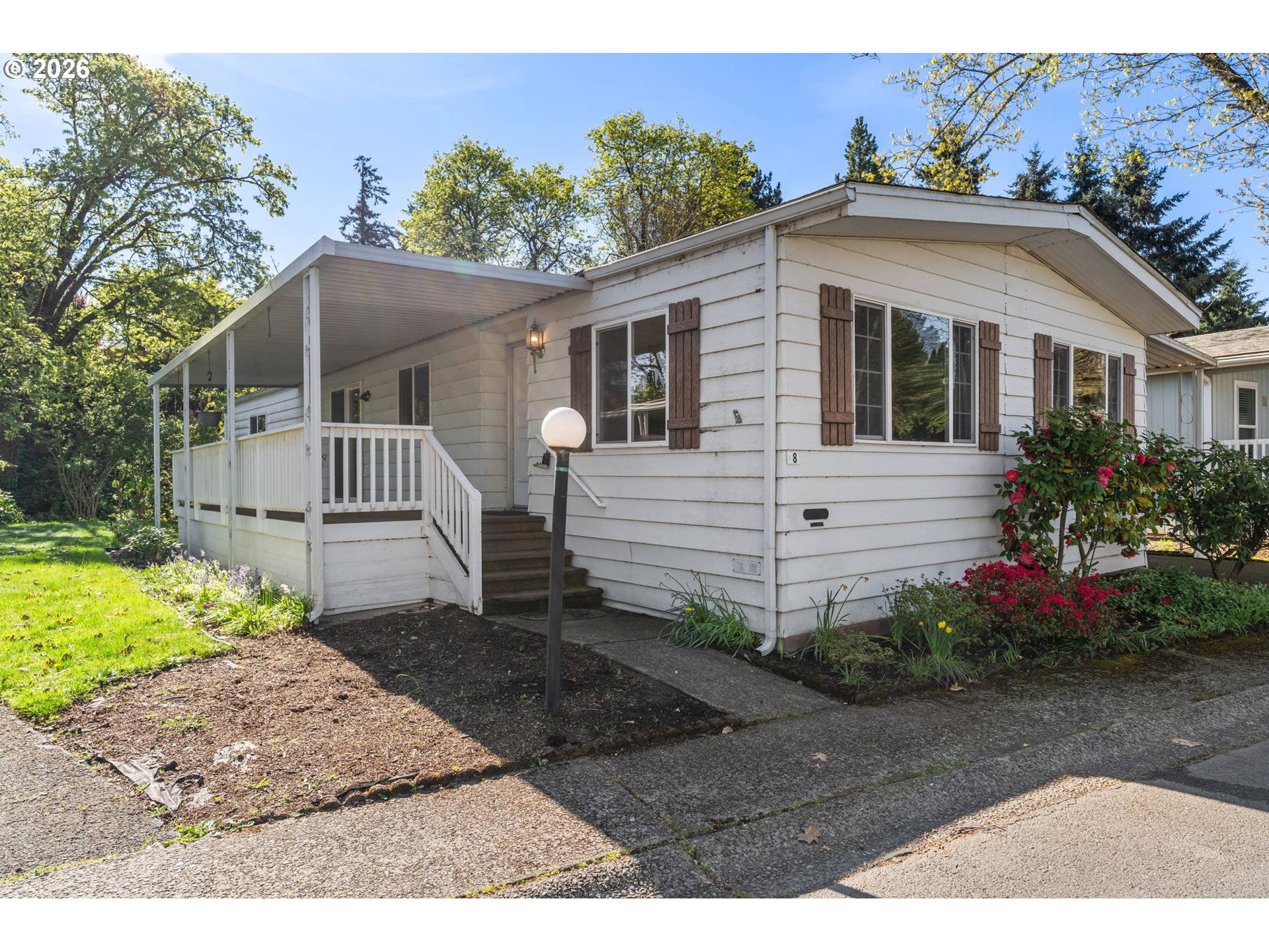 1475 Green Acres Road, Unit 8 Eugene, OR 97408 - Photo 1 of 35 Front Yard