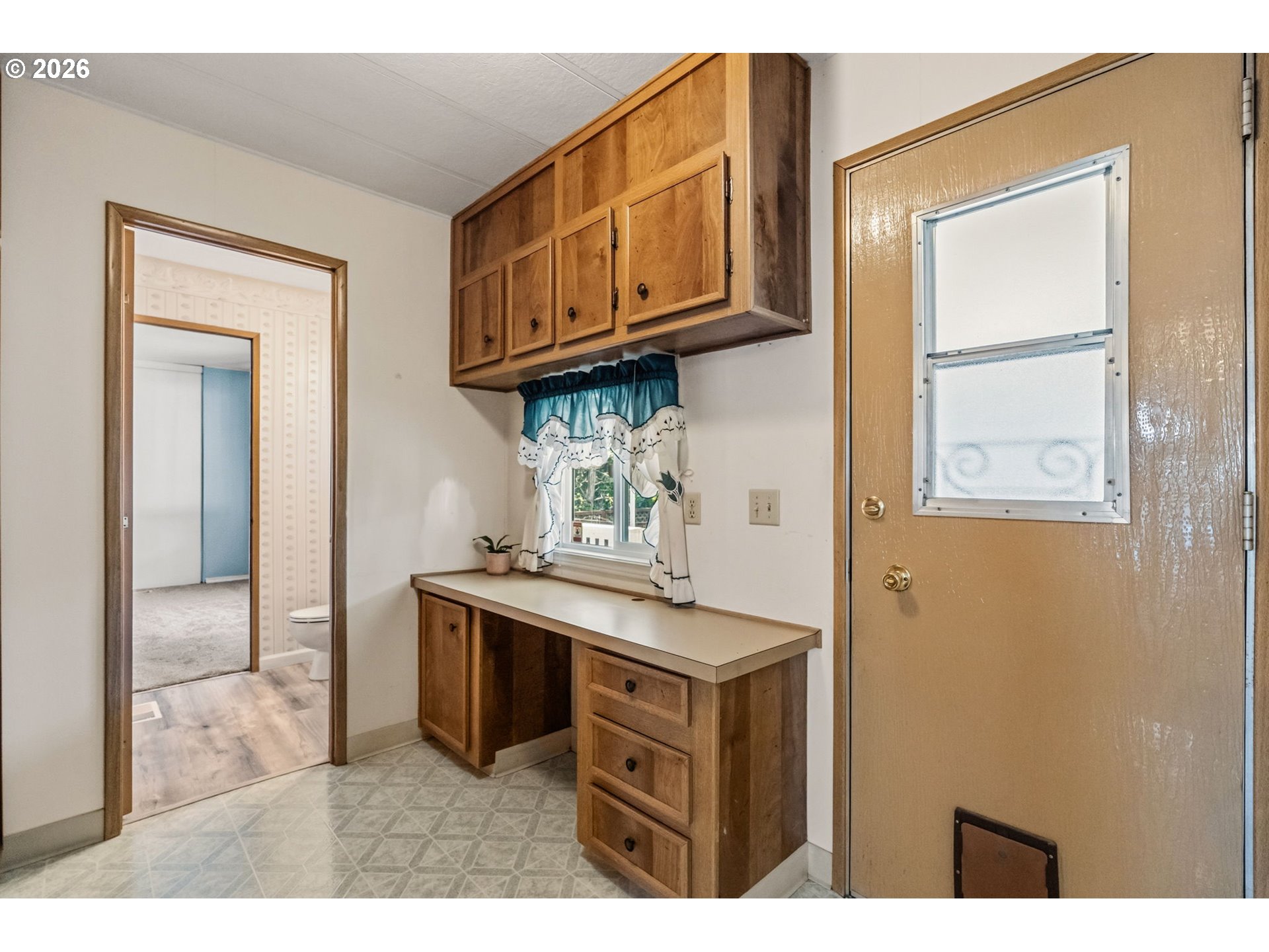 1475 Green Acres Road, Unit 8 Eugene, OR 97408 - Photo 27 of 35 Utility Room