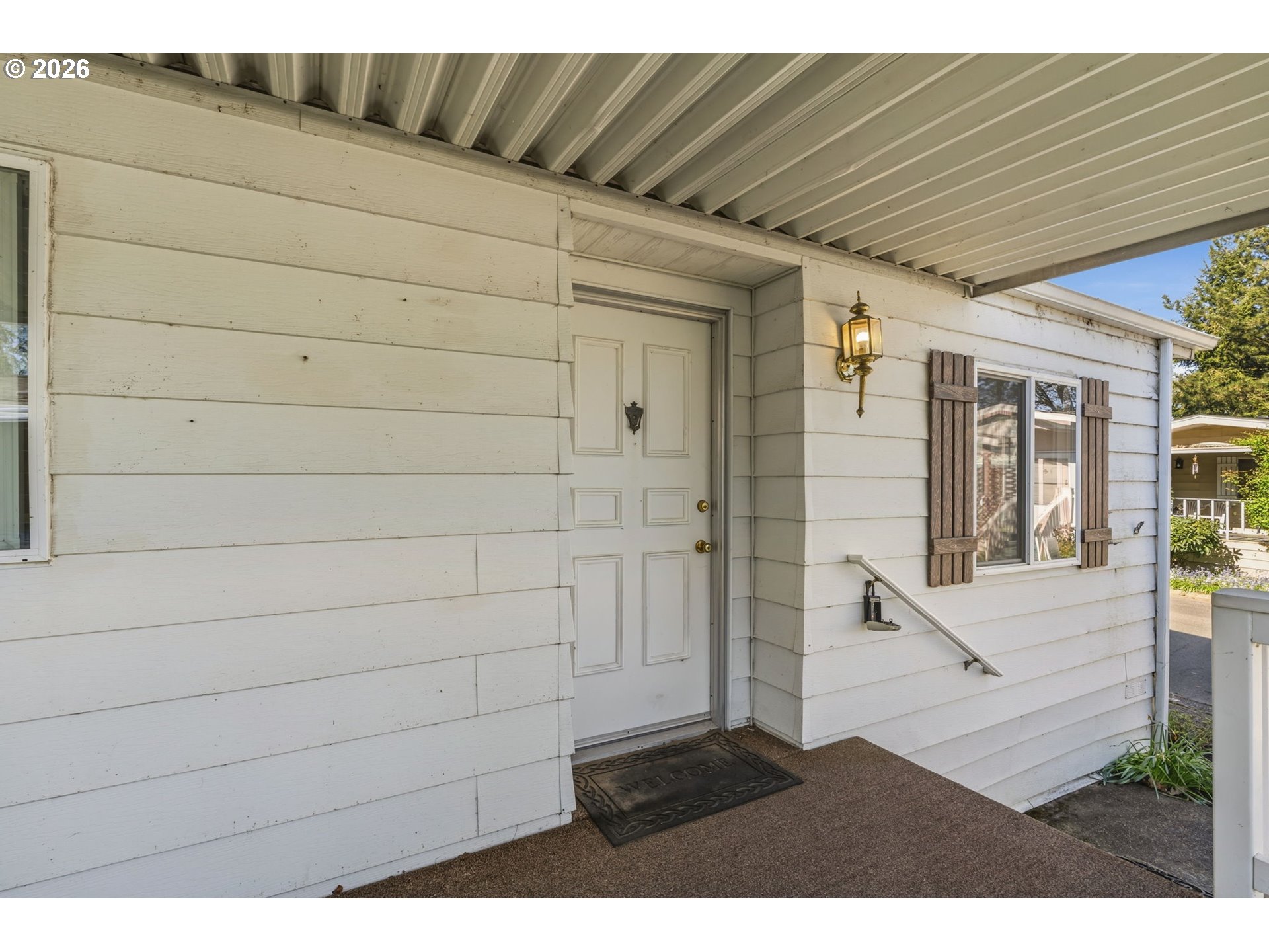 1475 Green Acres Road, Unit 8 Eugene, OR 97408 - Photo 3 of 35 Entrance/Foyer