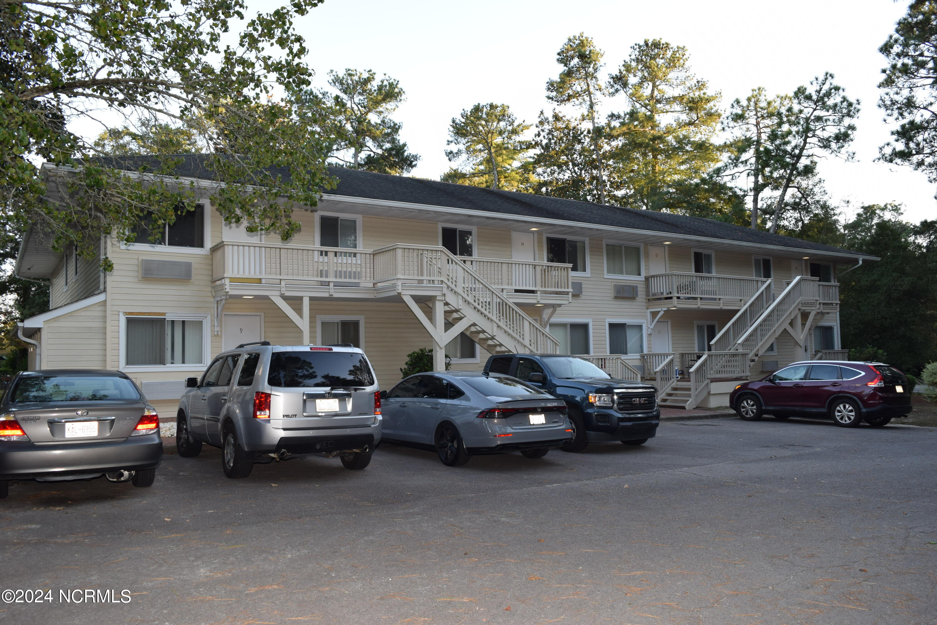 15 McLean Road, Unit 1 Pinehurst, NC 28374 - Photo 2 of 10 DSC_0562