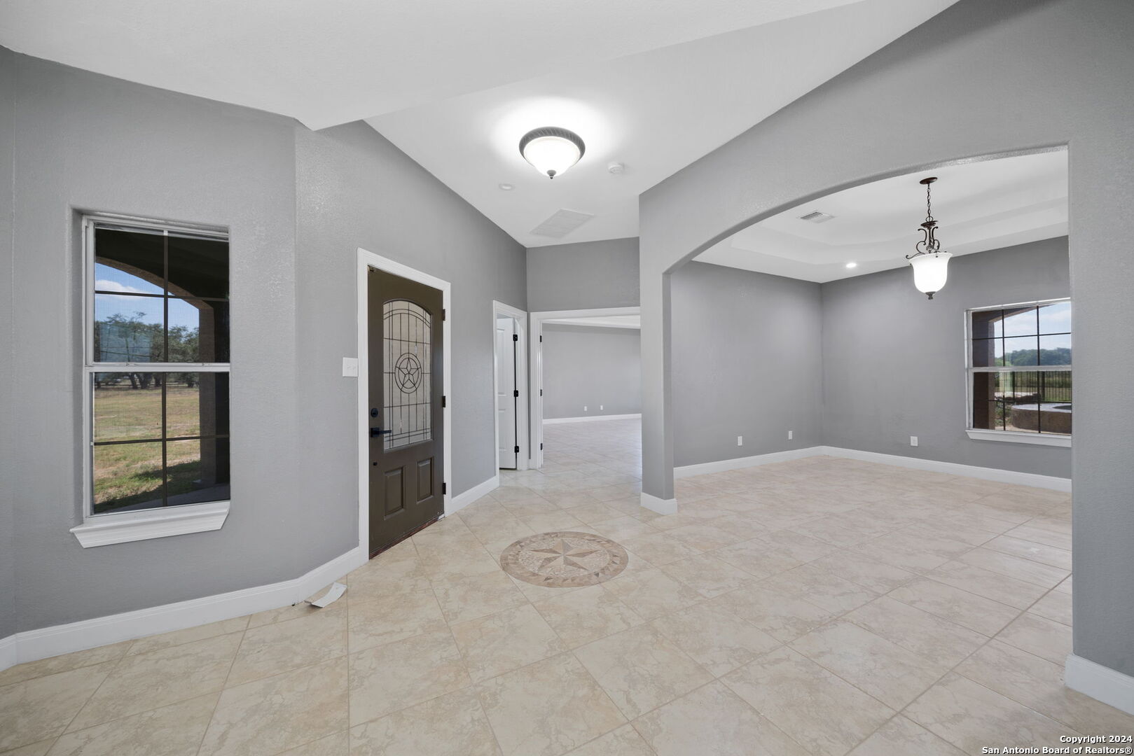 3022 Interstate 35 Natalia, TX 78059 - Photo 8 of 49 a view of an empty room