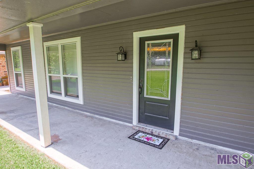 8653 Remington Road Denham Springs, LA 70706 - Photo 3 of 22
