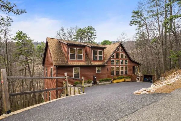 $799,900 | 781 Rainier Road, McGaheysville, VA 22840