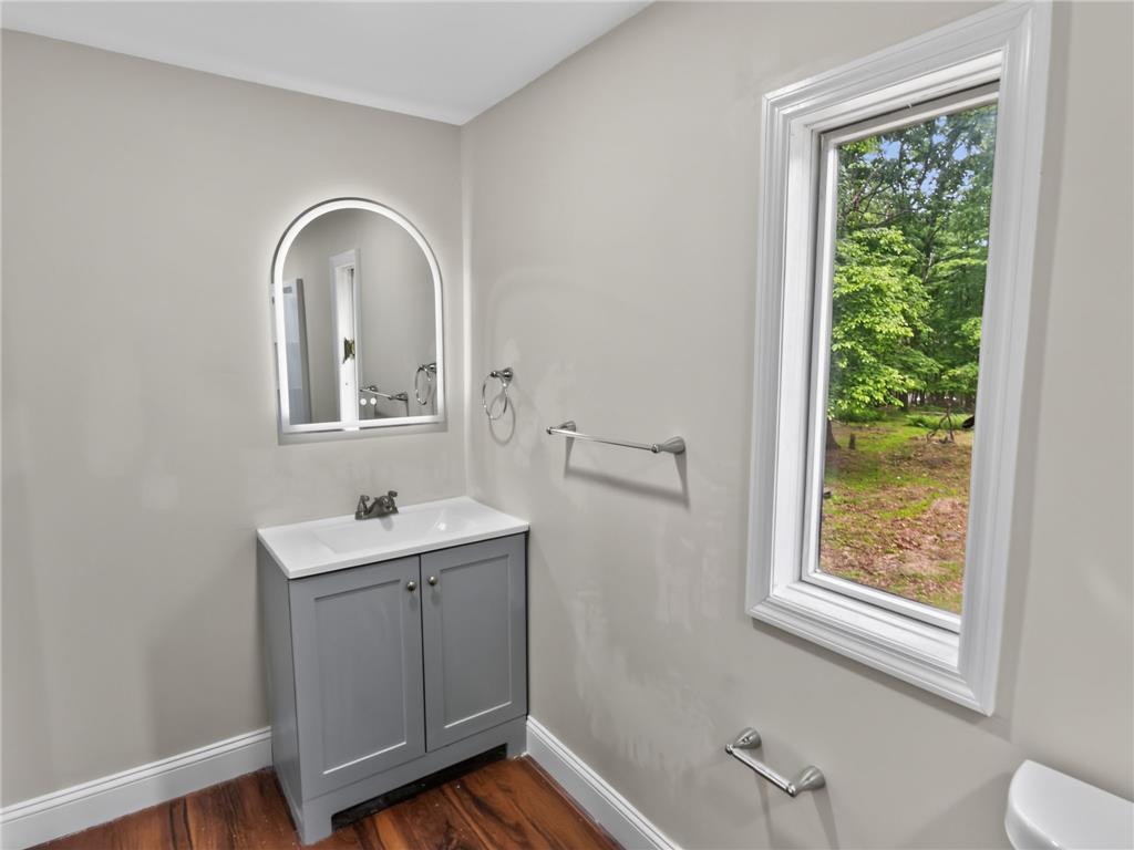 229 Pocono Boulevard Bushkill, PA 18324 - Photo 29 of 37