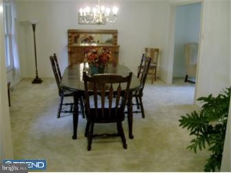 2935 Clyston Road Norristown, PA 19403 - Photo 3 of 12 Dining Room