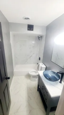 $275,999 | 13945 South Dearborn Street, Riverdale, IL 60827