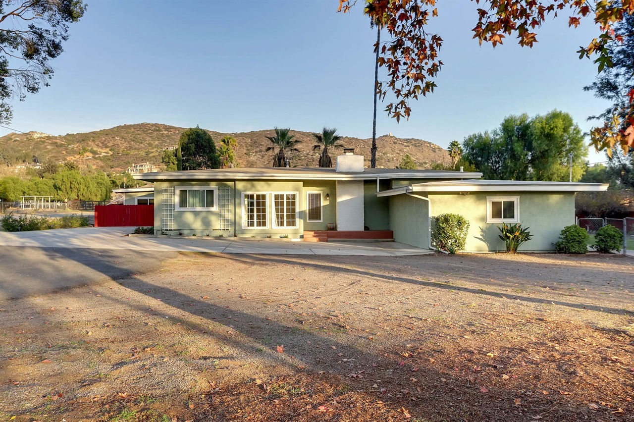 14729 Espola Road Poway, CA 92064 - Photo 1 of 25