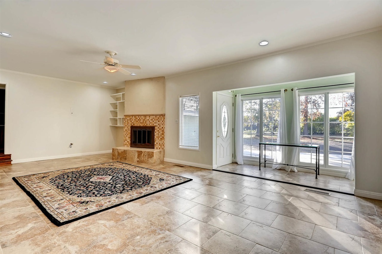 14729 Espola Road Poway, CA 92064 - Photo 3 of 25