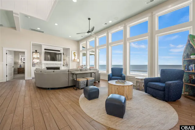 $6,099,000 | 839 Lighthouse Drive, Unit 6, Corolla, NC 27927