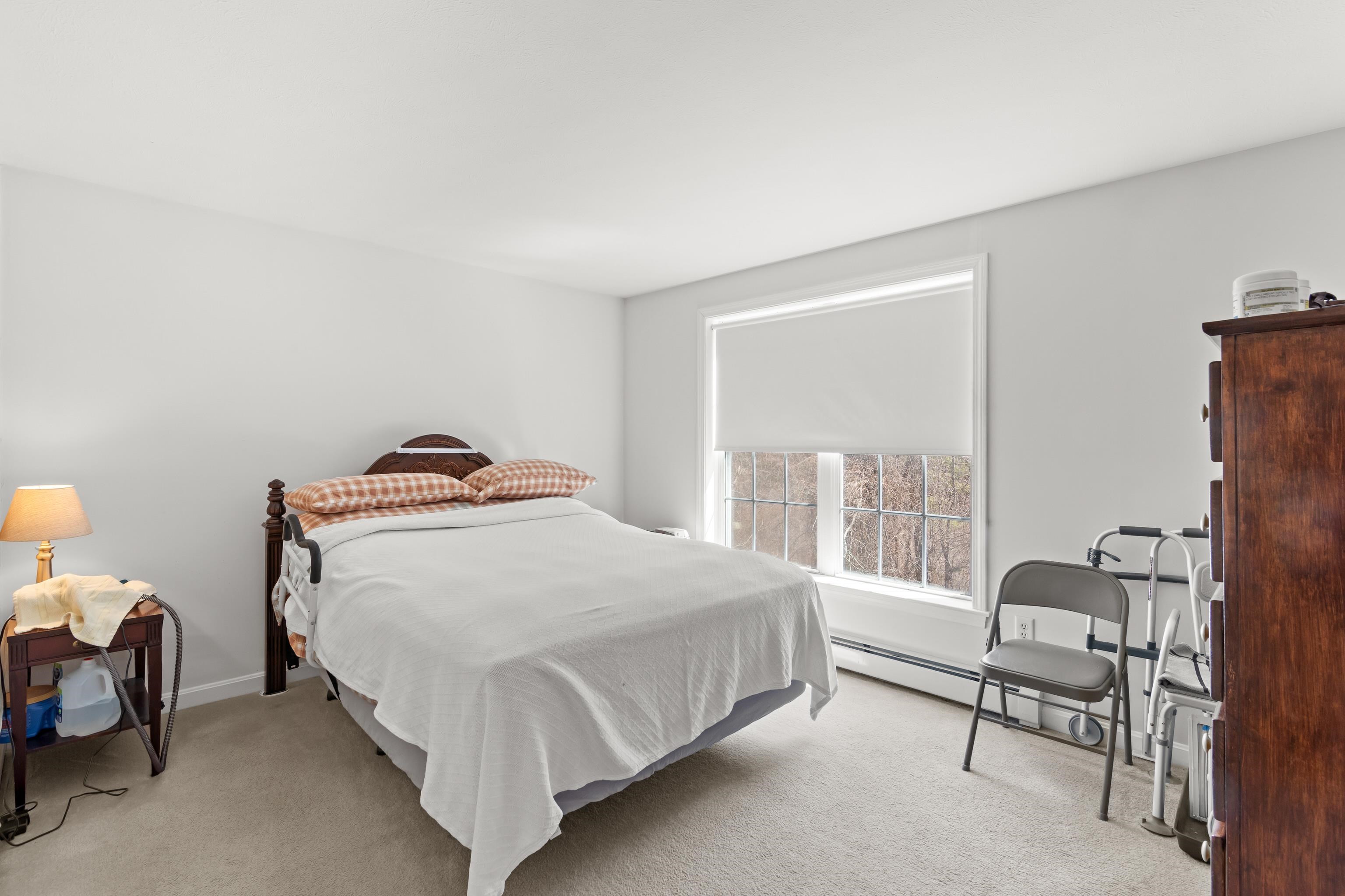 49 Chester Road Derry, NH 03038 - Photo 24 of 31