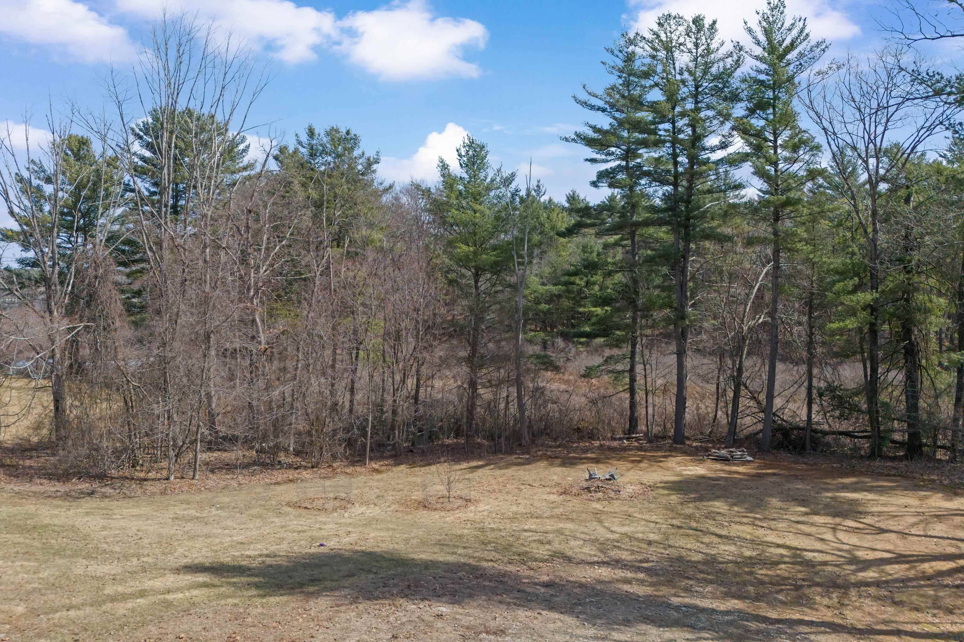 49 Chester Road Derry, NH 03038 - Photo 7 of 31