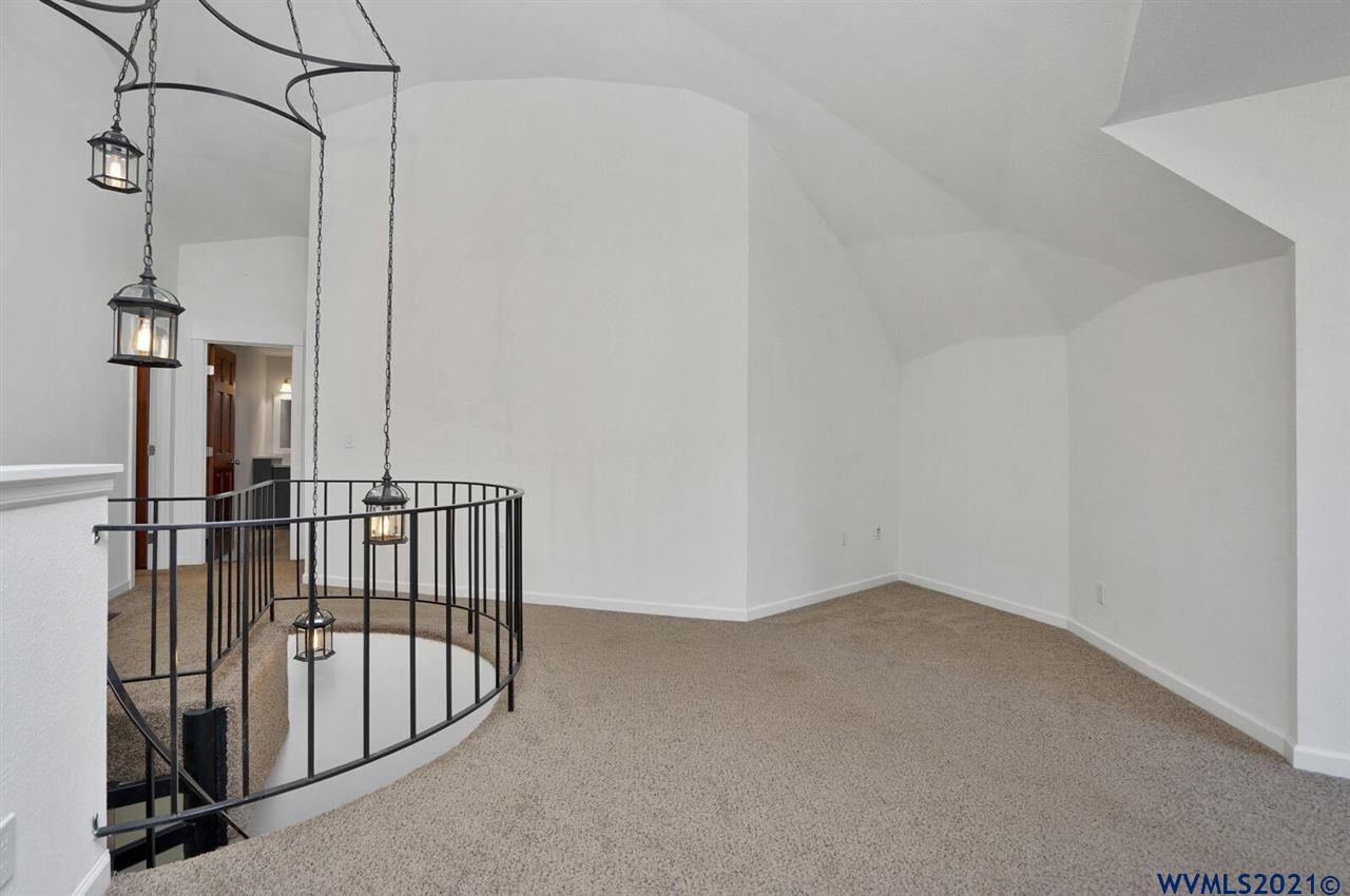 38591 Goar Road Scio, OR 97374 - Photo 17 of 42 Gallery Image 17