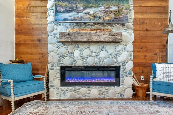 a bench in a living room