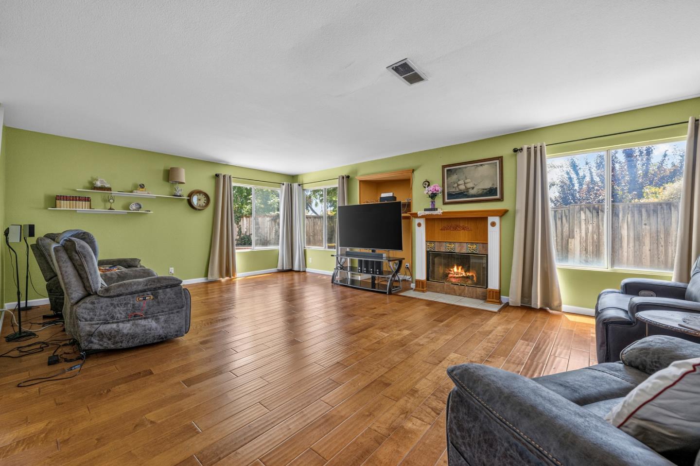 2780 Valley View Road Hollister, CA 95023 - Photo 27 of 79 Gallery Image 27