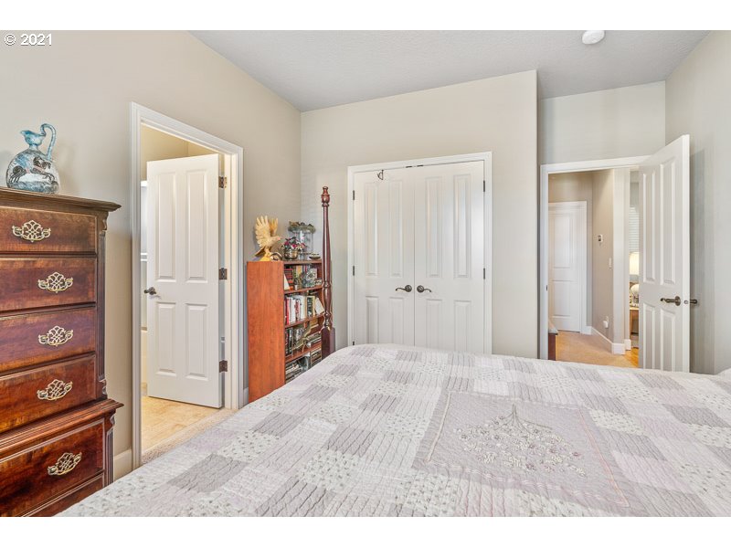 361 Northwest Reed Lane Dallas, OR 97338 - Photo 13 of 30