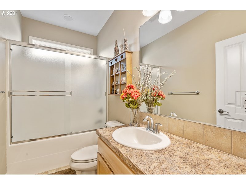 361 Northwest Reed Lane Dallas, OR 97338 - Photo 16 of 30