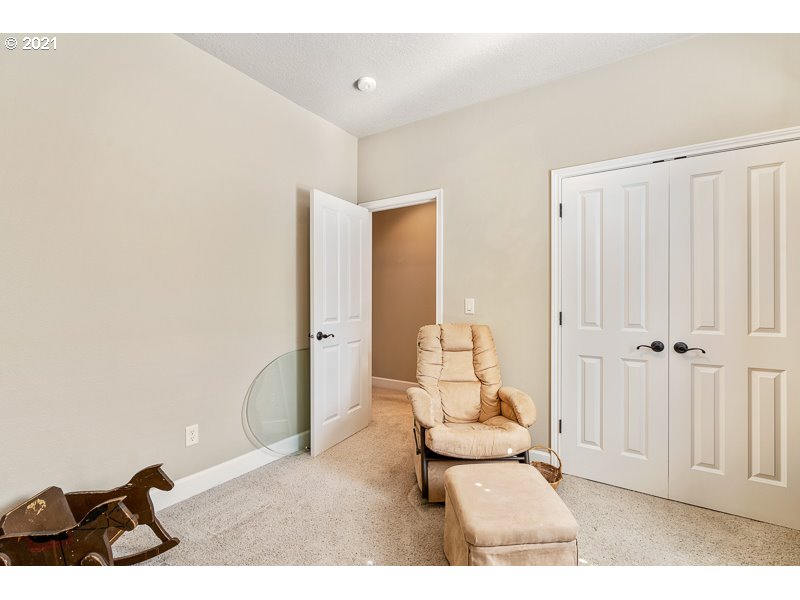 361 Northwest Reed Lane Dallas, OR 97338 - Photo 18 of 30