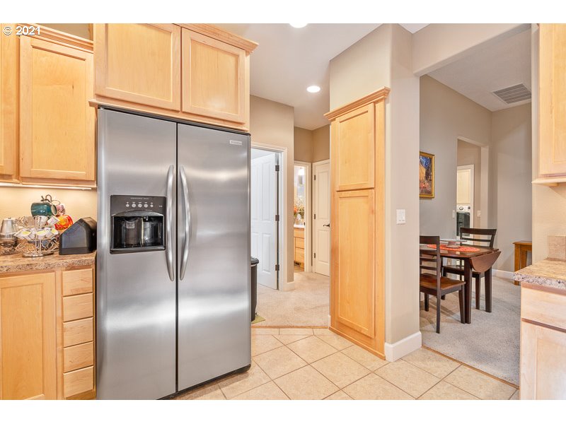 361 Northwest Reed Lane Dallas, OR 97338 - Photo 6 of 30
