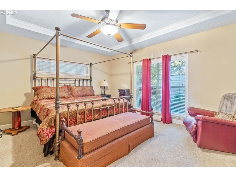 361 Northwest Reed Lane Dallas, OR 97338 - Photo 7 of 30