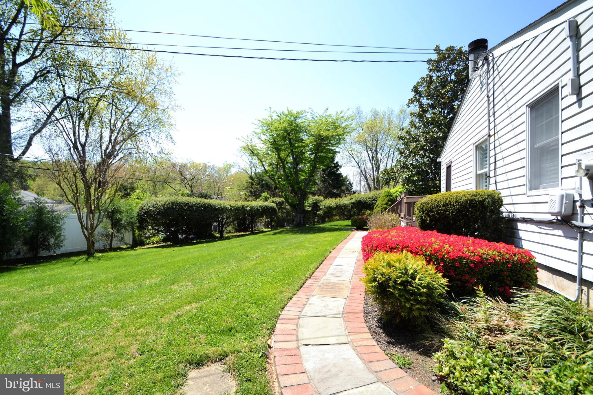 239 Homevale Road Reisterstown, MD 21136 - Photo 25 of 32 Rear yard