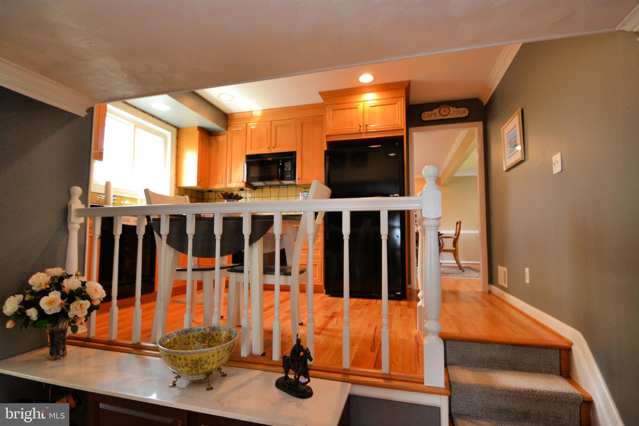 239 Homevale Road Reisterstown, MD 21136 - Photo 9 of 32 Kitchen