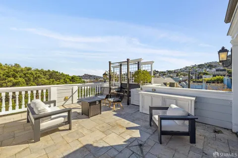 $3,399,000 | 729 Douglass Street, Unit U, San Francisco, CA 94114
