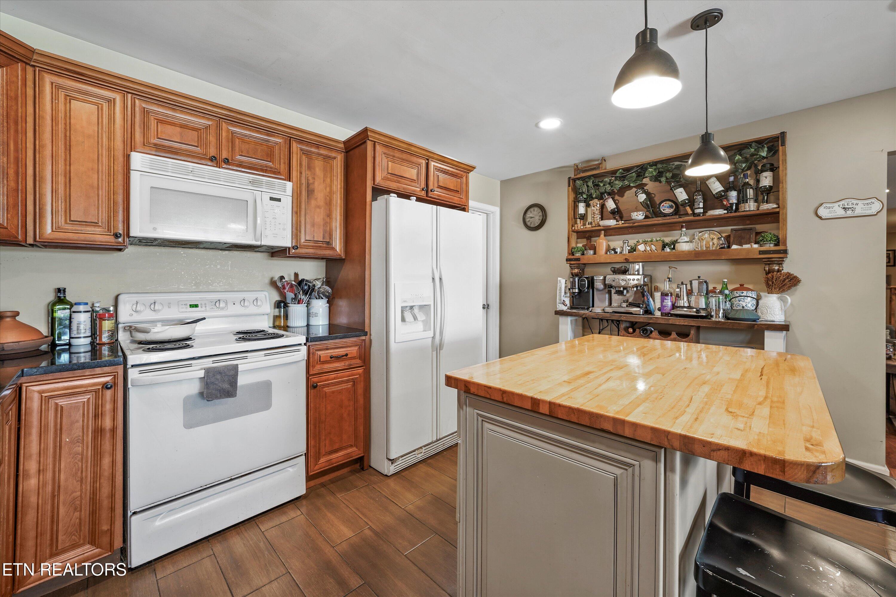 1613 Jasmine Trail Sevierville, TN 37862 - Photo 18 of 45 24-1613 Jasmine Trail 05