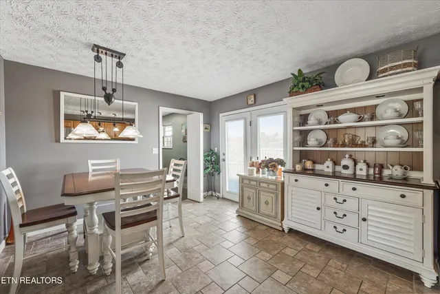 1613 Jasmine Trail, Sevierville, TN 37862