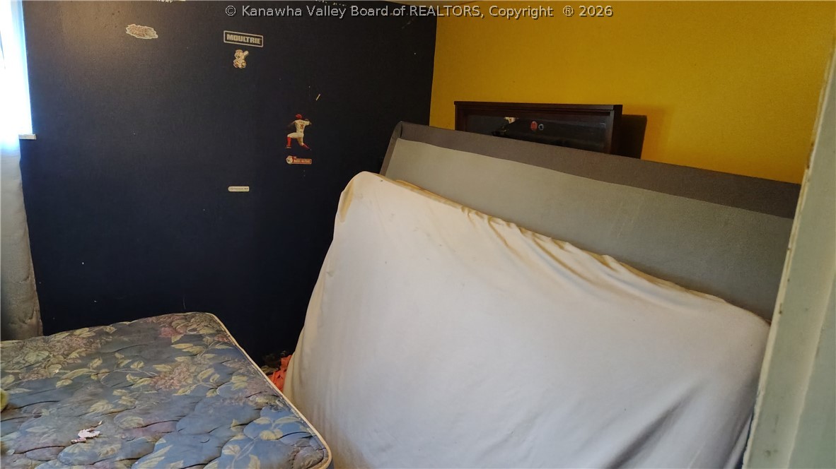 2131 New Hope Road Elkview, WV 25071 - Photo 31 of 33 Downstairs Bedroom