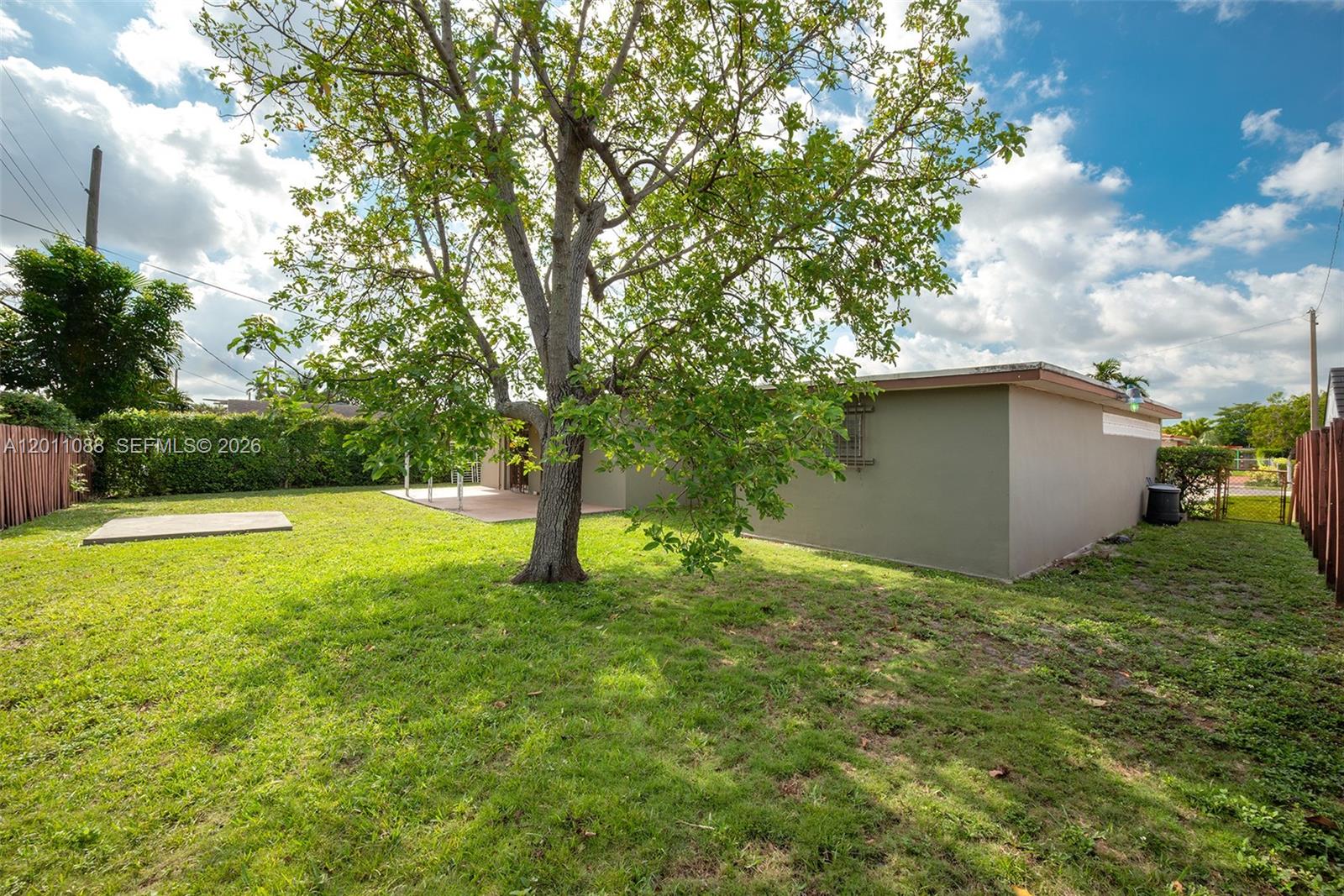 8415 Southwest 44th Street Miami, FL 33155 - Photo 35 of 48